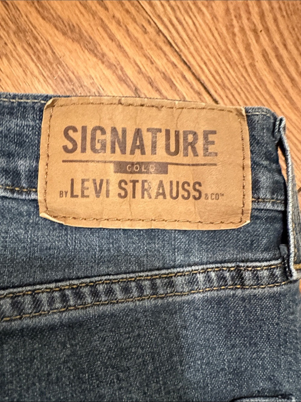 Signature by Levi Strauss Dark Blue Relaxed Denim Jeans